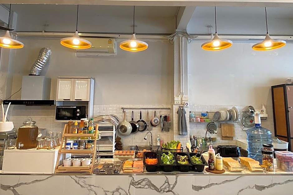 Hostel Lemon Siam Petchaburi Road