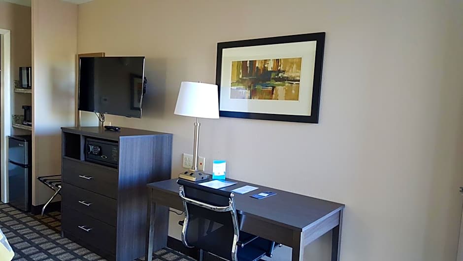 Baymont by Wyndham Clarksville