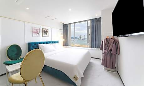 Superior Double Room with Full Sea View