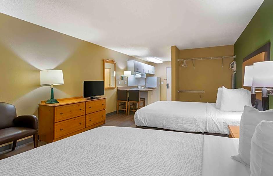Extended Stay America Suites - Kansas City - Country Club Plaza