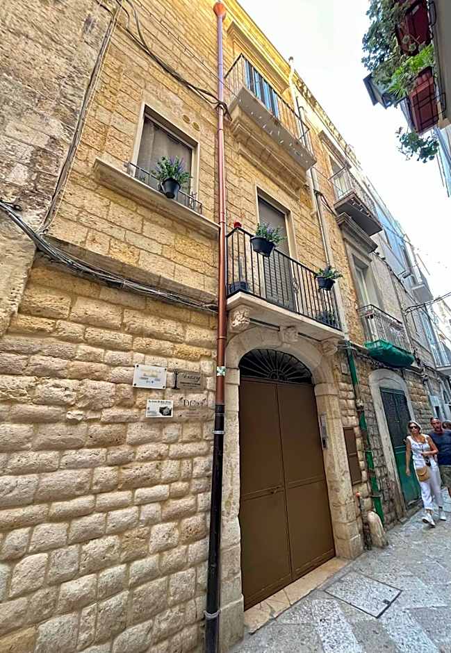 Tizzy Apartment & Rooms