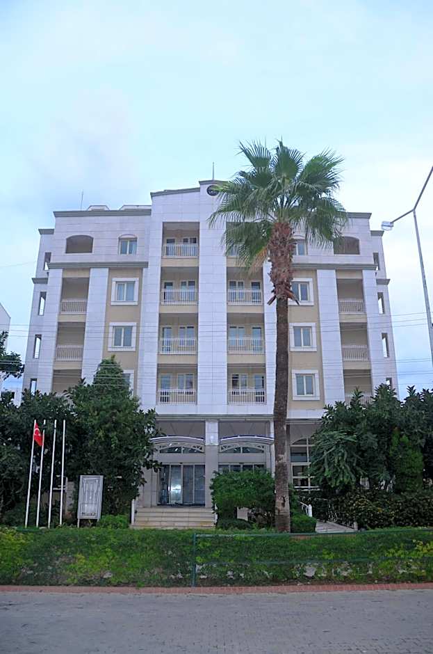 Almena Hotel