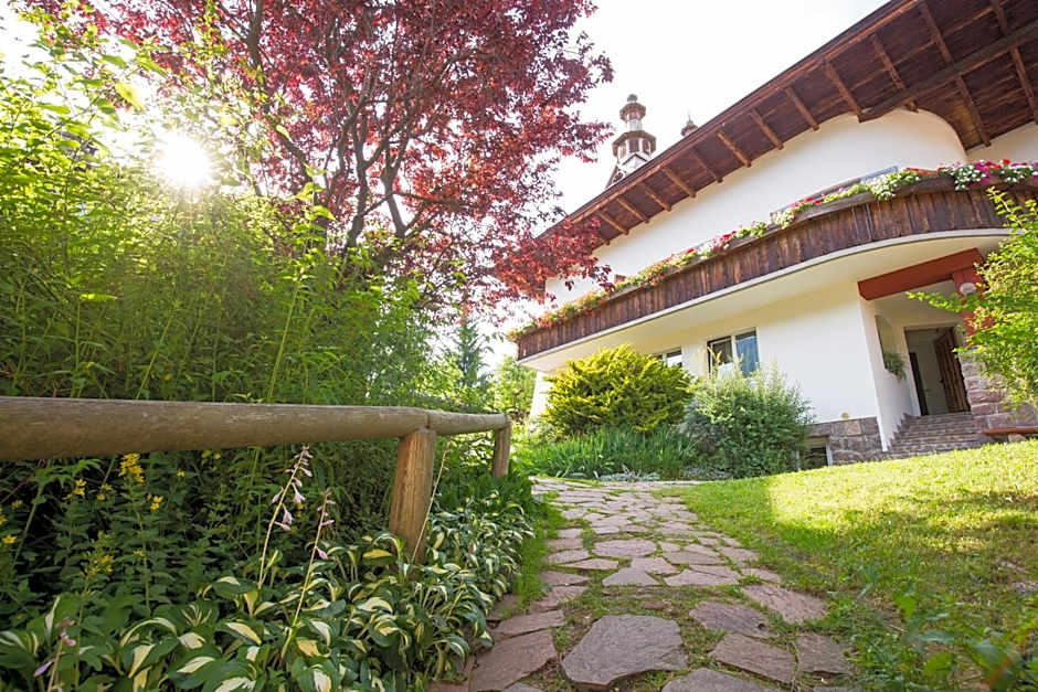 AppartChalet LA RONDULA - 100m from Seceda