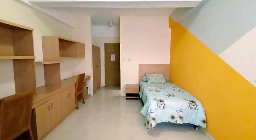OYO Life 93383 Wisma Kencana Puteri