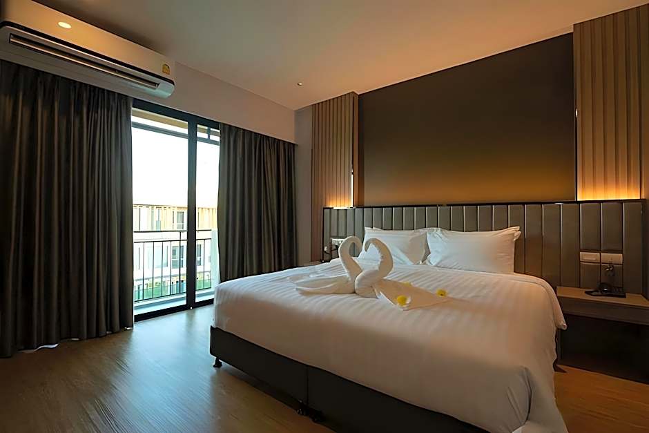 Crystal Srivaree Suvarnabhumi Hotel