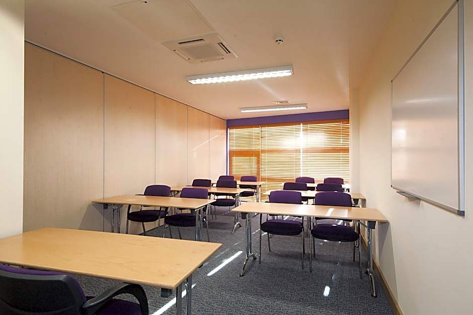 Premier Inn Edinburgh Park (Airport)