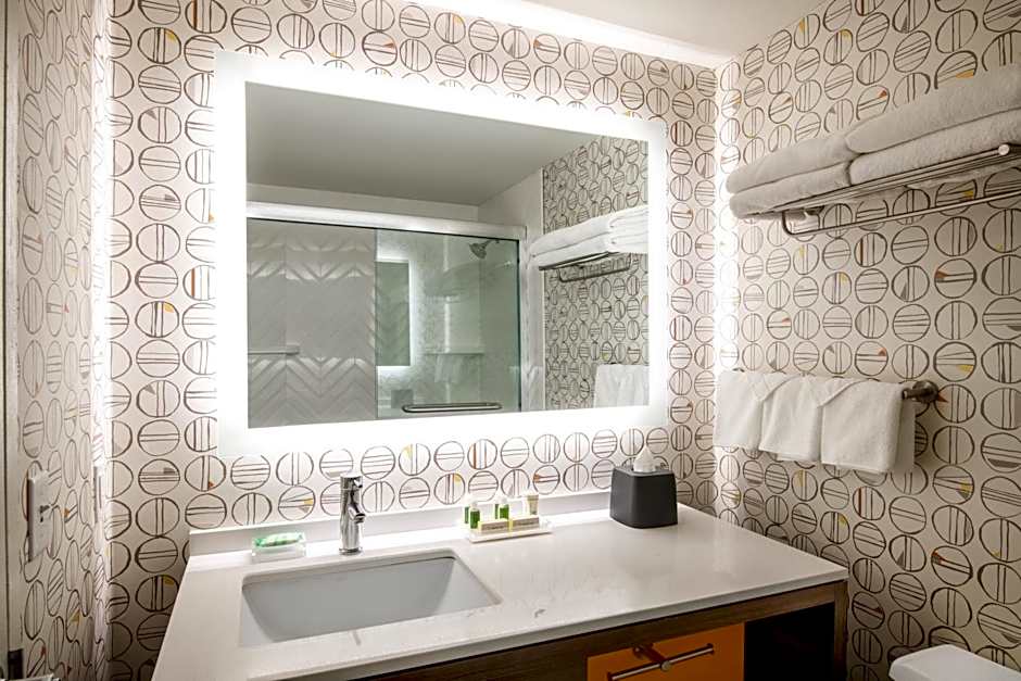 Holiday Inn Hotel And Suites Pittsfield-Berkshires By IHG
