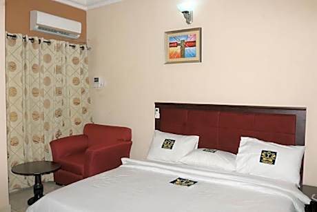 TommsVille Hotels