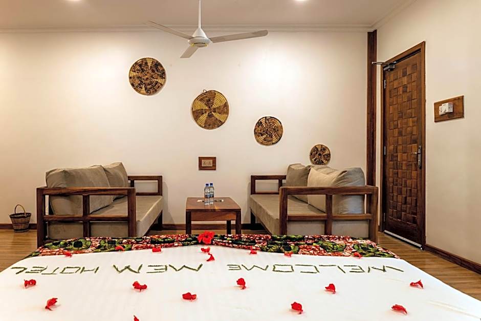 Mem Luxury Apartments and Hotel