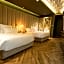 L Hotel Perla Boutique