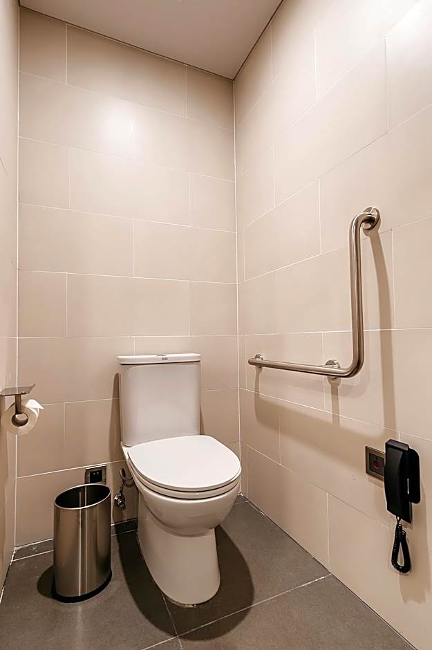 Holiday Inn Express Taizhou CMC By IHG