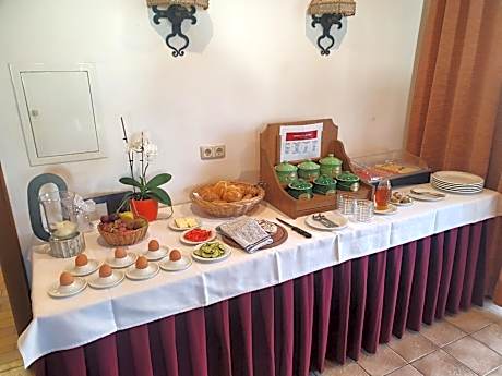 Apartment with Terrace