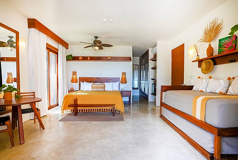 Photo 1 of 8 of Suite, Plunge Pool, Beachfront, Ground Floor
