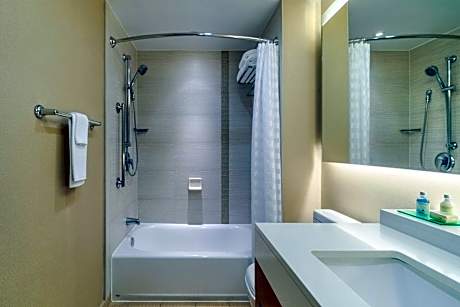 Hyatt Place 2 Queens Ocean View