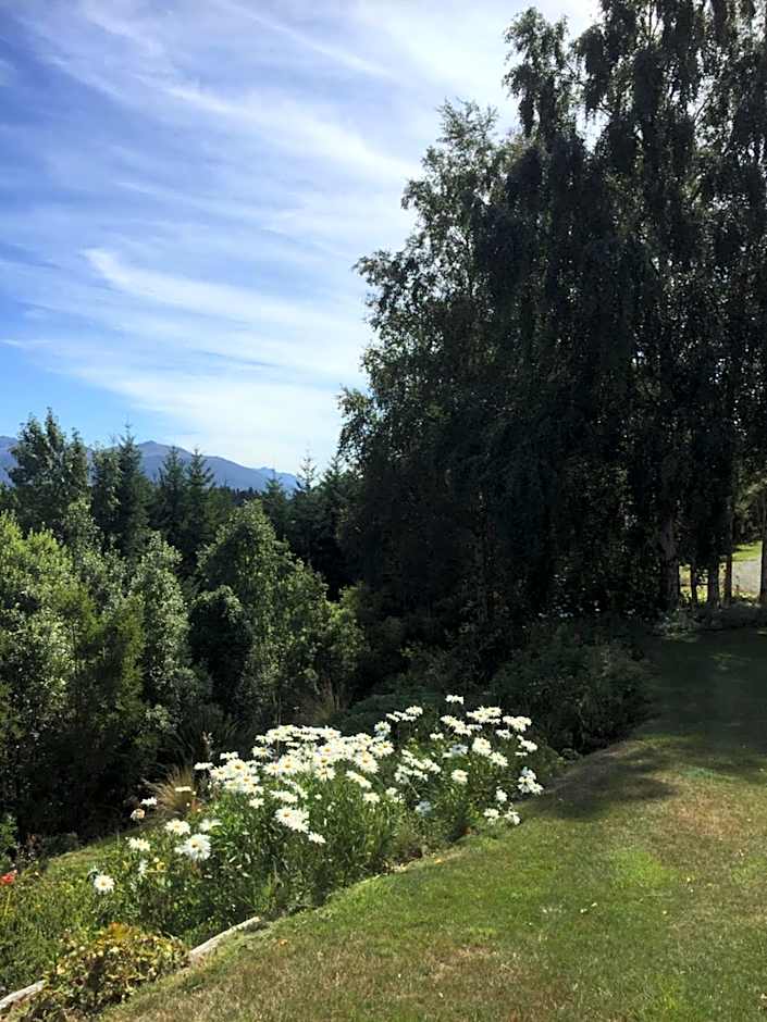 The Garden Room at Te Anau Country Accommodation