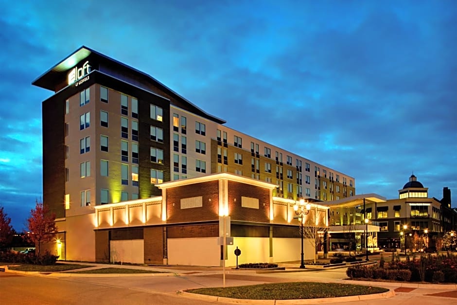 Aloft Leawood-Overland Park