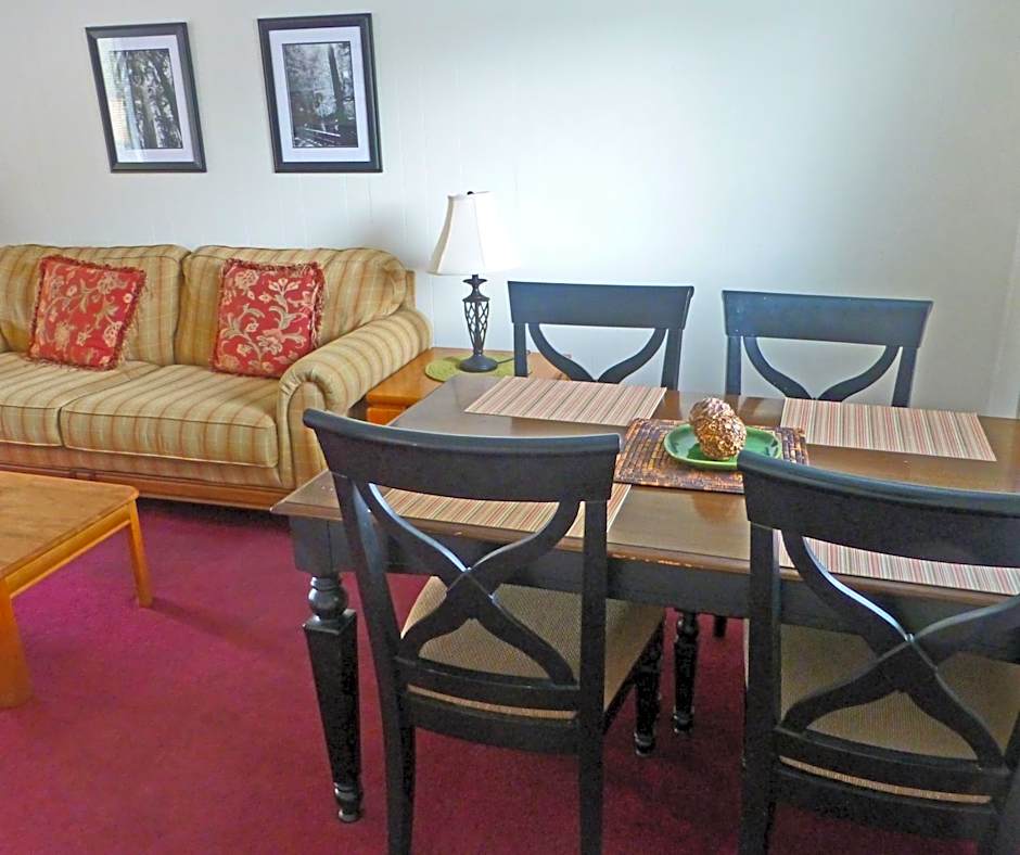 Redwood Suites