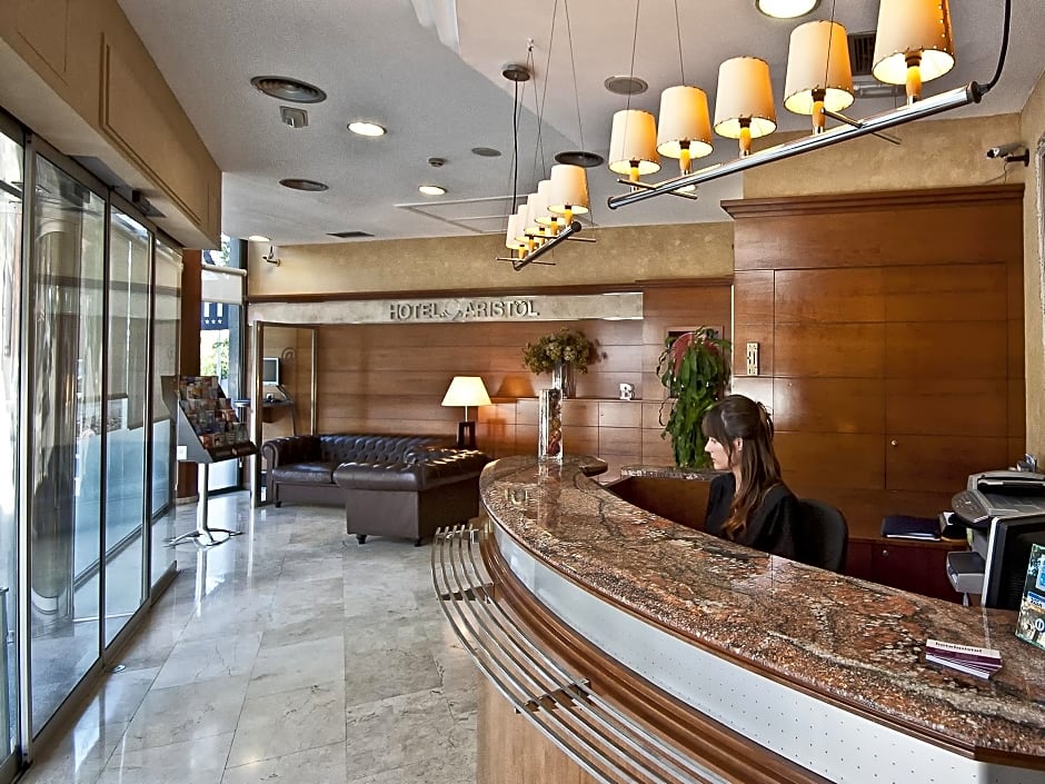 Hotel Aristol - Sagrada Familia