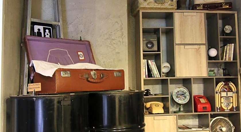 Prince To Travel Hotel