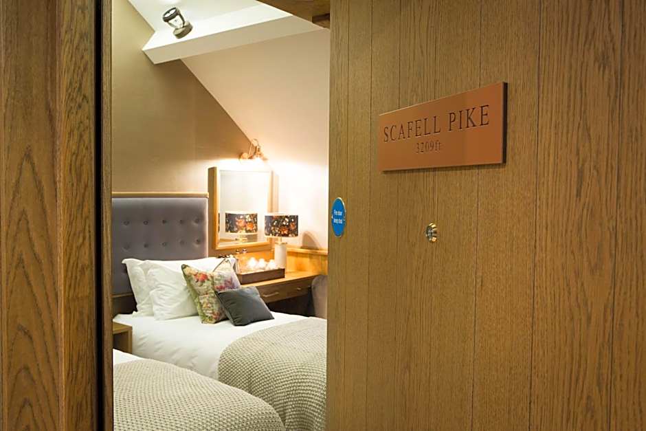 The Queen's Head Hotel