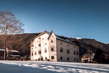 Ansitz Heufler by Norbert Niederkofler