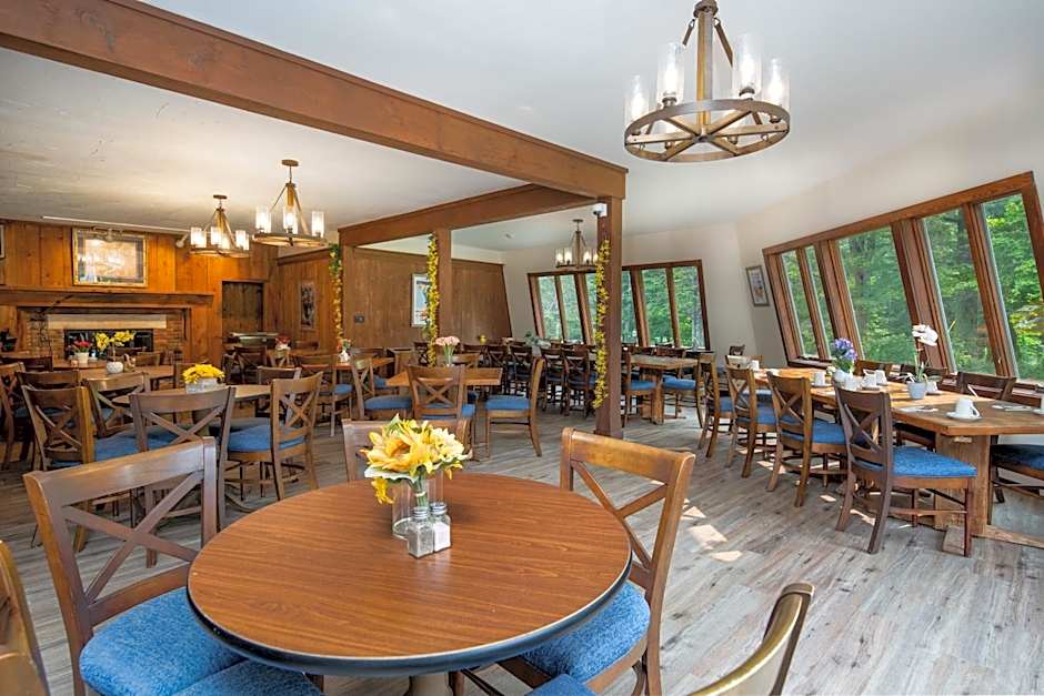 Grey Bonnet Inn