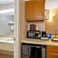 Hawthorn Suites by Wyndham Allentown-Fogelsville