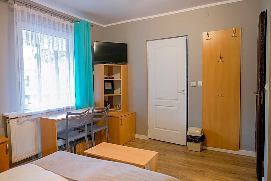 Eko Hotel Na Wierzynka & Park Pinokia