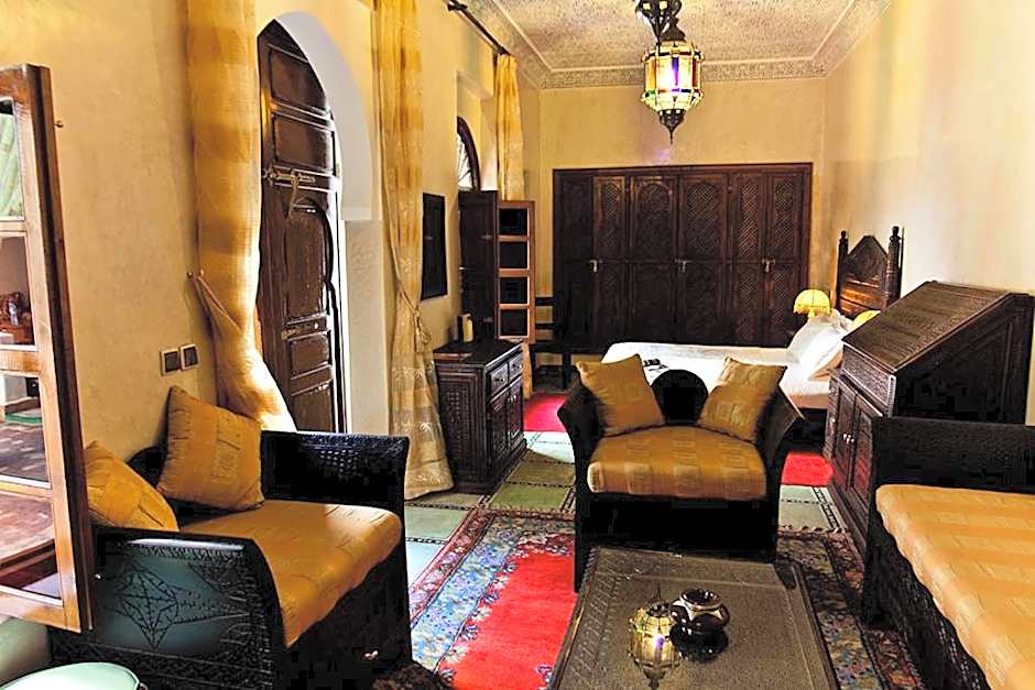 Riad Tidar by Phoenix