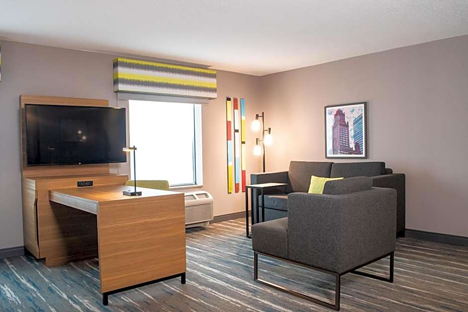 Hampton Inn & Suites Chicago/St. Charles