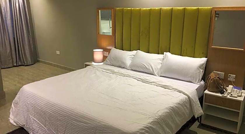 Blackwood Hotel