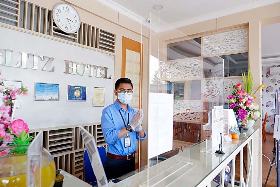 Blitz Hotel Batam Centre
