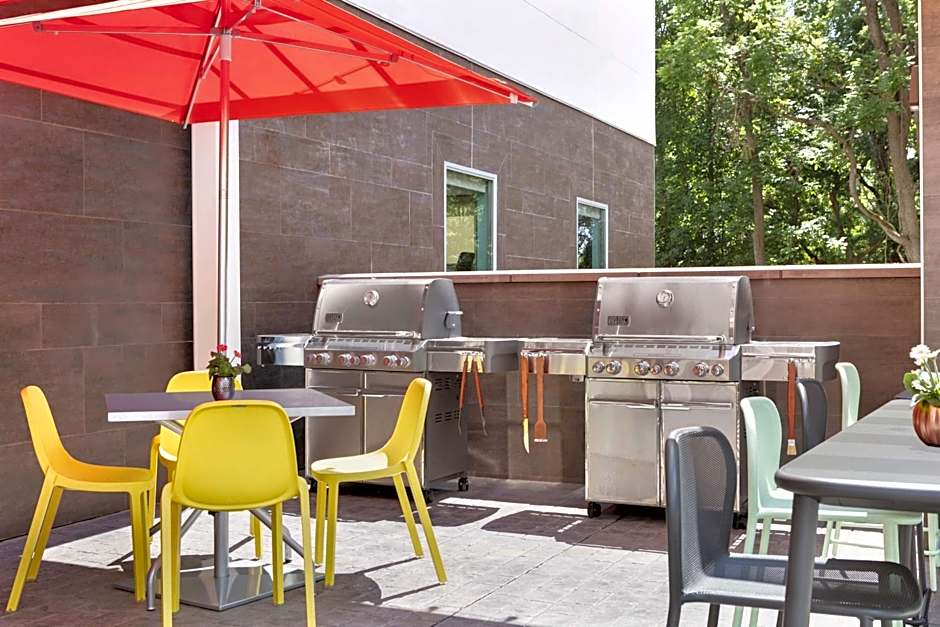 Tru By Hilton Easton