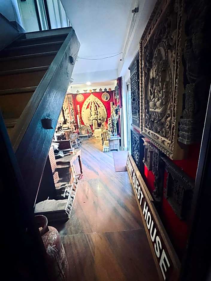 Sunny Guest House and Cafe