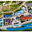 No Resort Fee Ski-InOut Hot Tub Pool View Balcony Sleeps 4