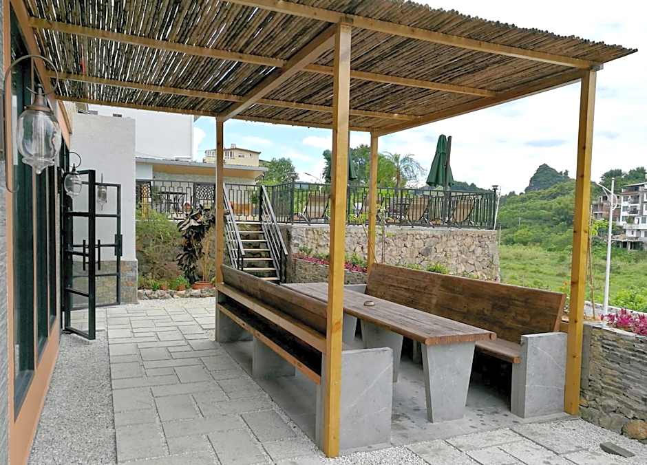 The Bamboo Leaf Yangshuo