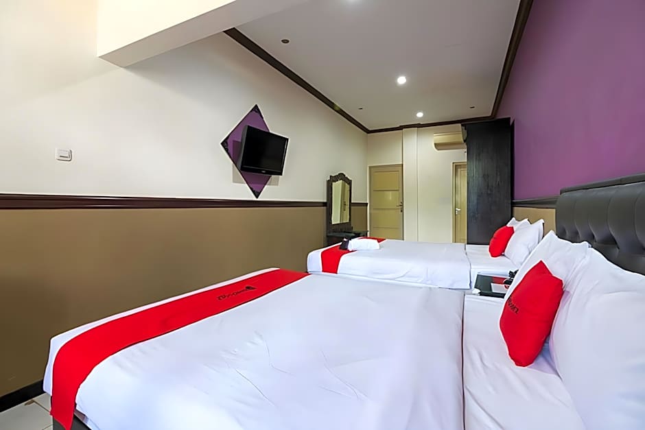 RedDoorz @ Urip Sumoharjo