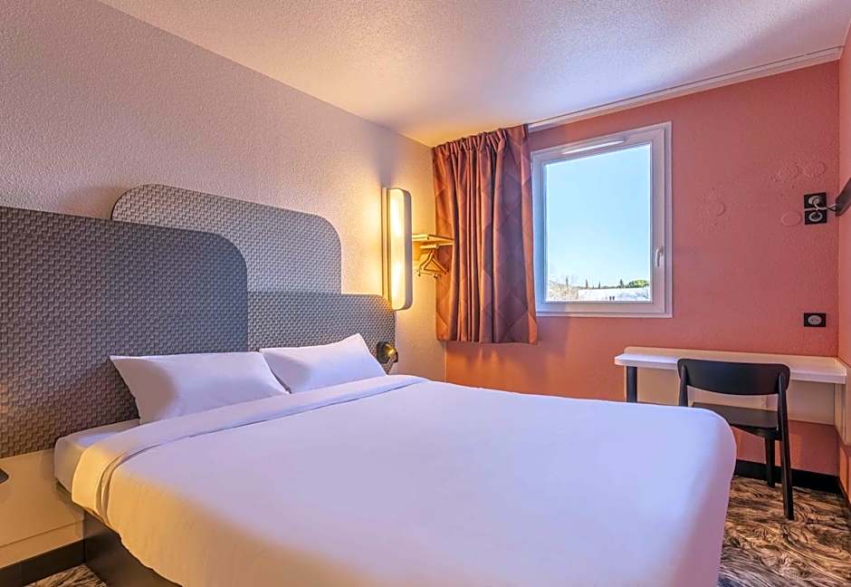 B&B HOTEL Aix-en-Provence Meyreuil Sainte-Victoire