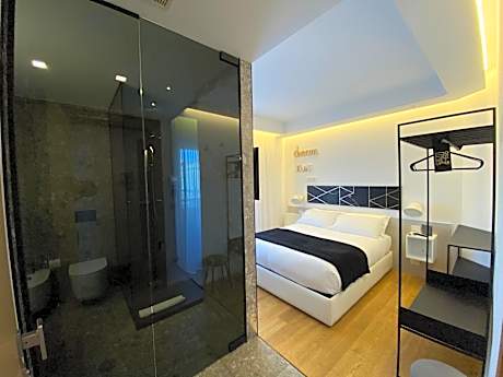 King Room with Balcony