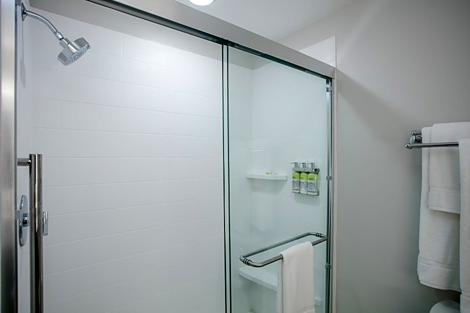 Holiday Inn Express And Suites OAKHURST-YOSEMITE PARK AREA By IHG