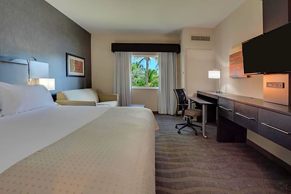 Holiday Inn Express Naples Downtown 5th Avenue By IHG