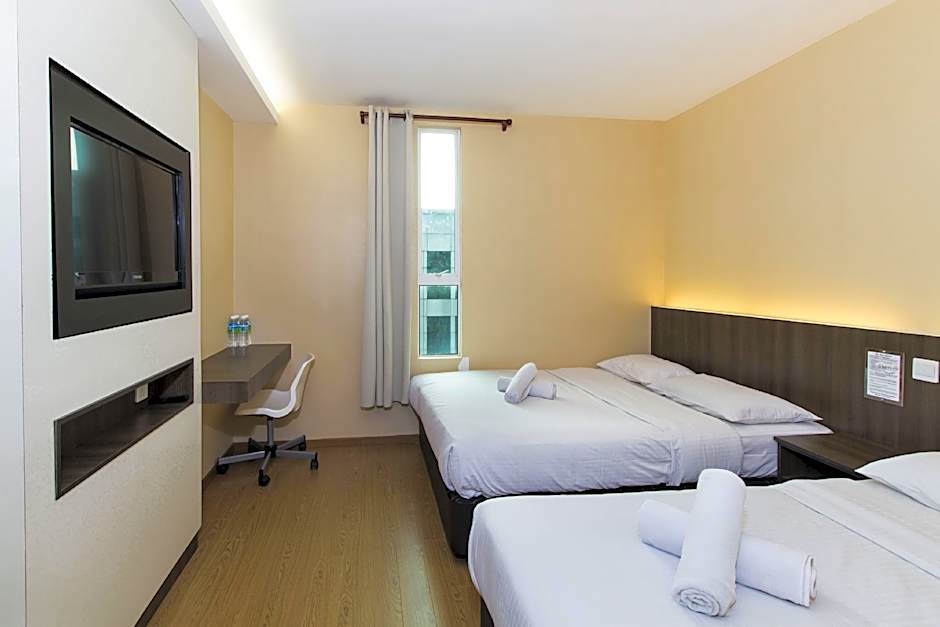 Smile Hotel Subang Usj