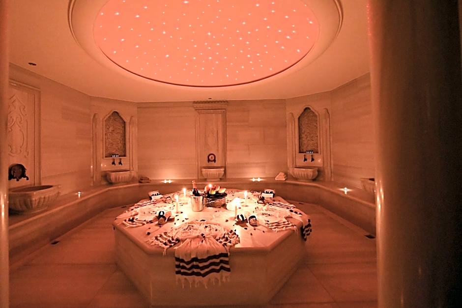Seraphim Cave Hotel