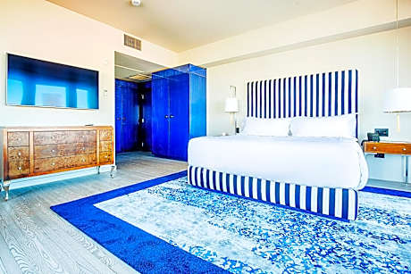 Suite with River View