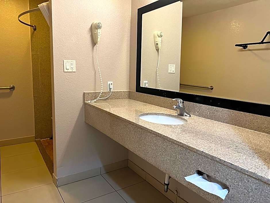 Studio 6 Suites Mesa AZ Near Downtown & Sloan Park