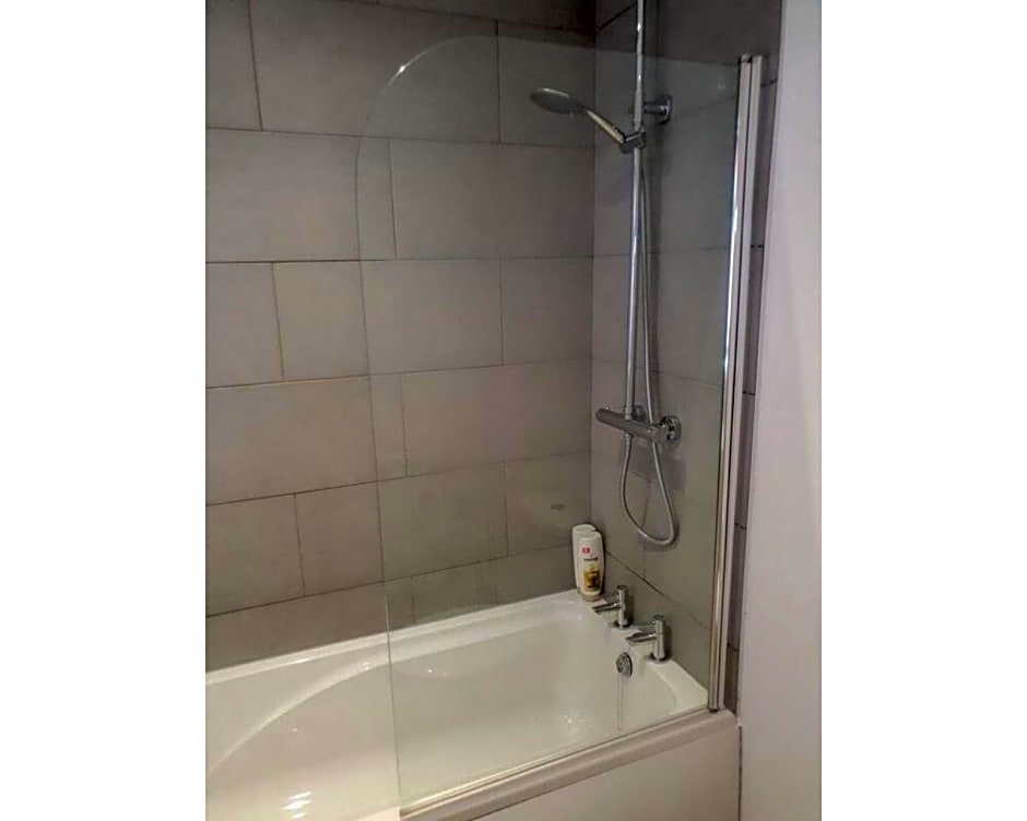 Townhouse @ 11 Nicholls Street Stoke