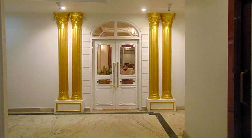 The Windsor Castle and Lake Village Ayurvedic Resort