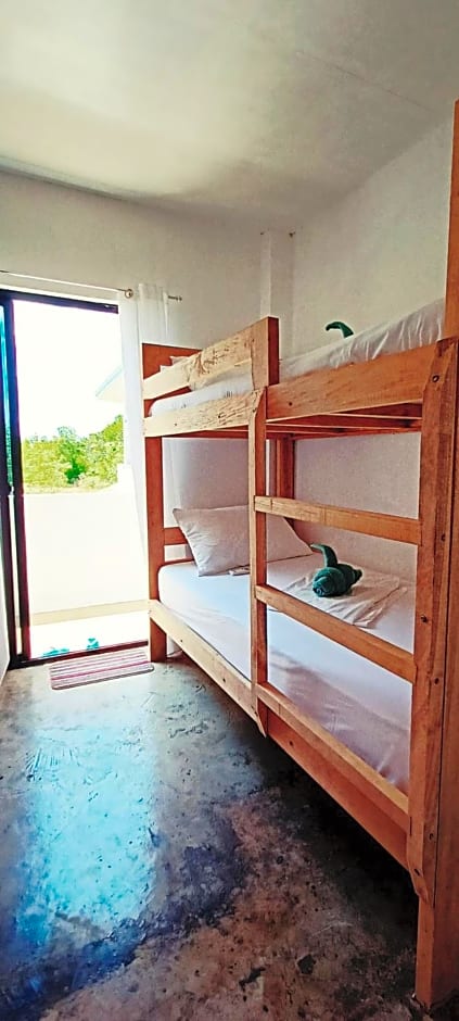 Camotes Backpackers Hostel