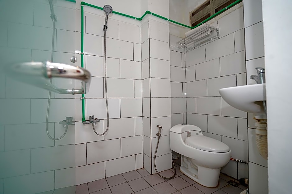 OYO 183 The Pipe House