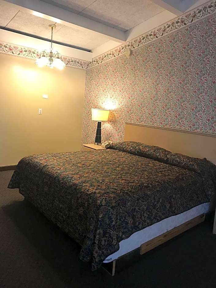 Red Carpet Inn